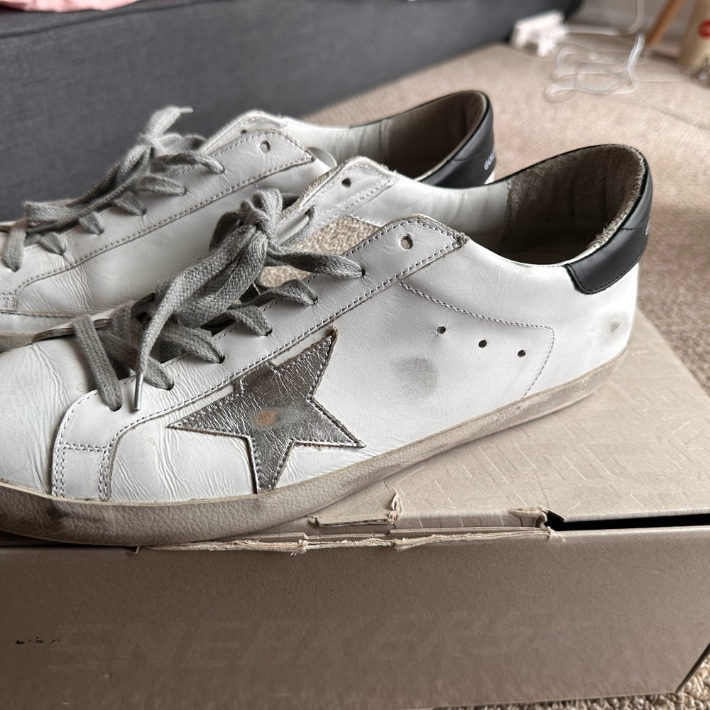 Gently worn Golden Goose Sneakers